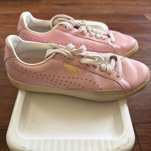 Vintage Puma “Match” Pink Leather Sneakers Classic Court Style Women’s Size 7.5